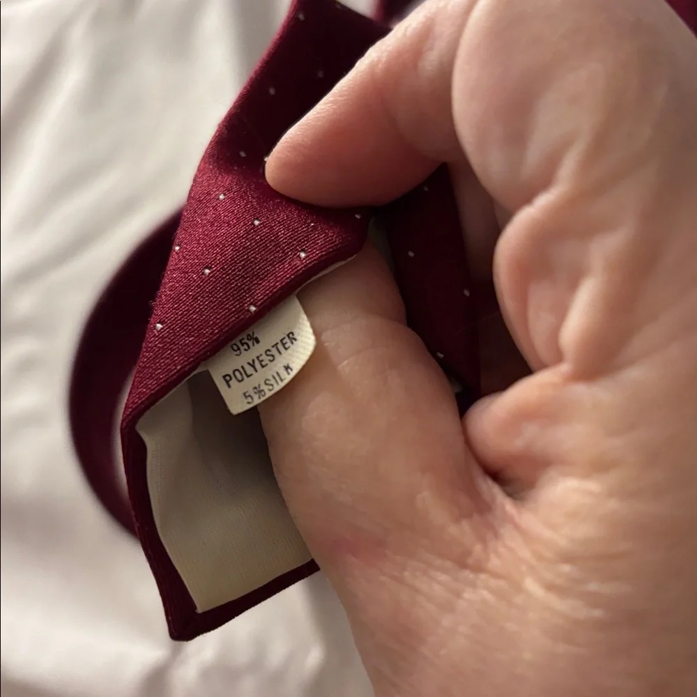 Vintage Oscar de la Renta Deep Red Tie subtle details